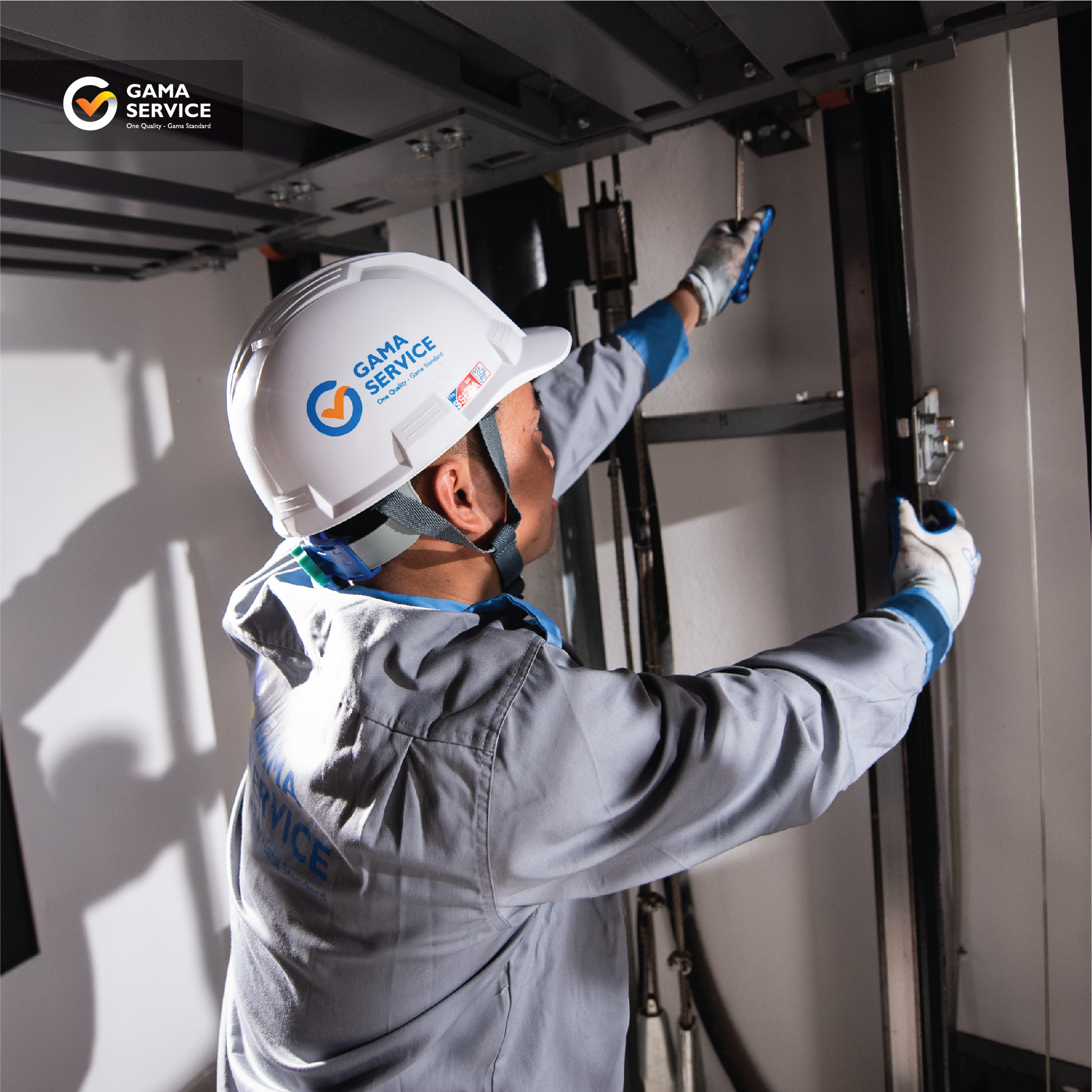 cân chỉnh khung giếng thang và các thành phần cơ điện của thang máy